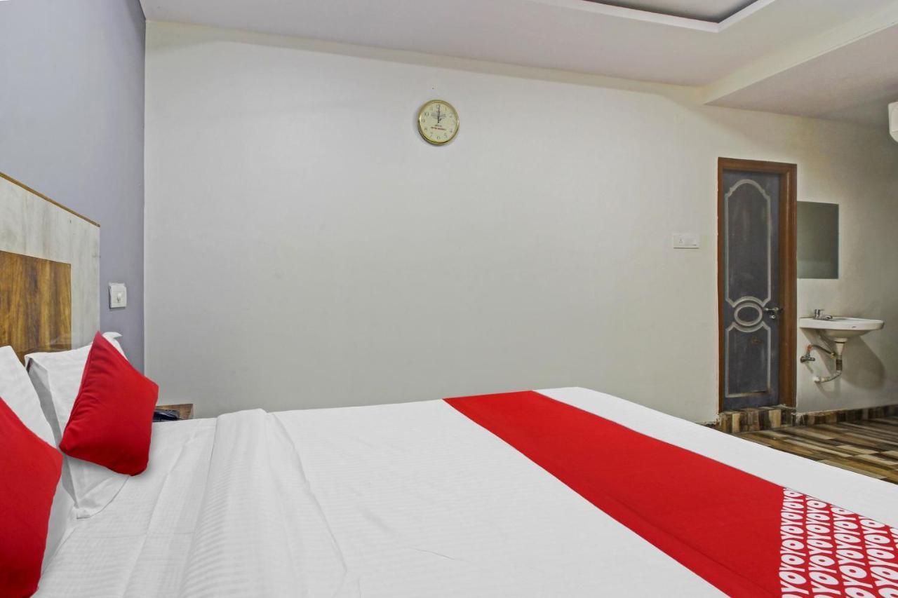 Super Hotel O Sri Sai Regency Hajdarabad Zewnętrze zdjęcie