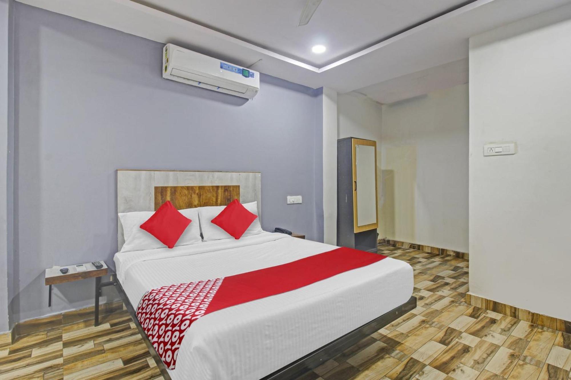 Super Hotel O Sri Sai Regency Hajdarabad Zewnętrze zdjęcie
