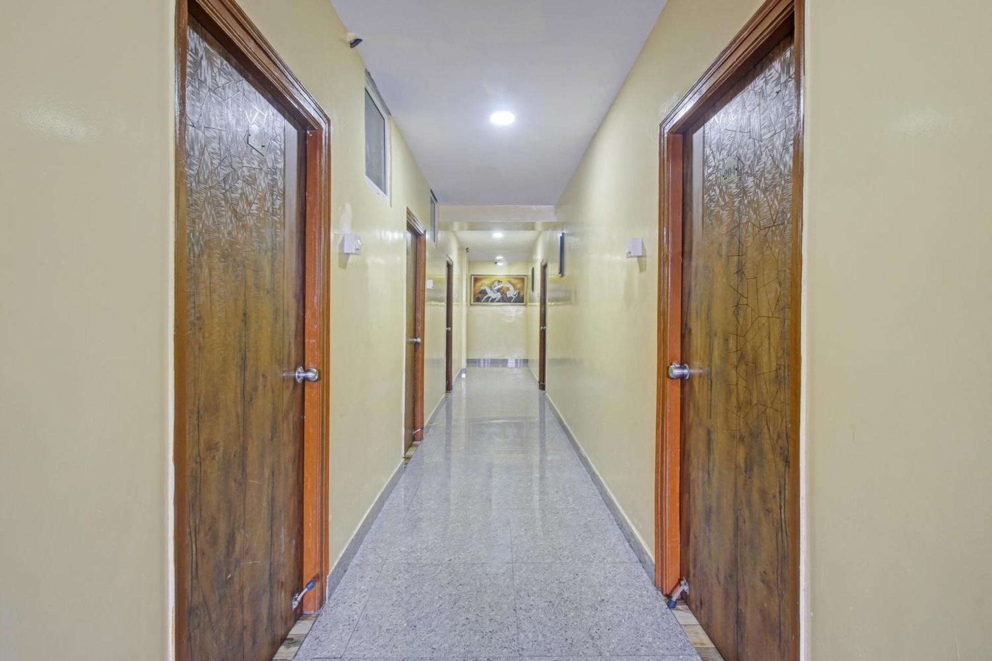 Super Hotel O Sri Sai Regency Hajdarabad Zewnętrze zdjęcie