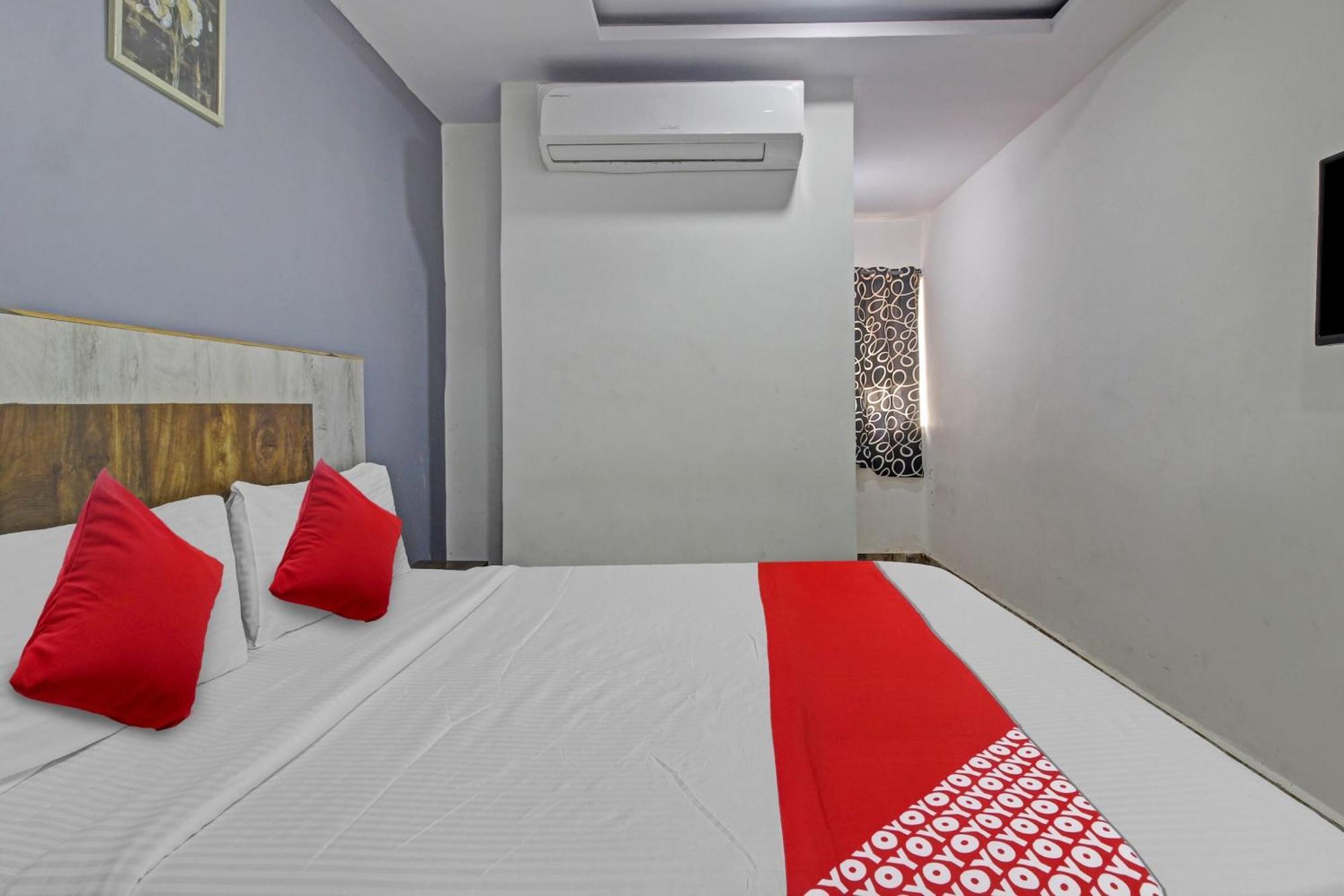 Super Hotel O Sri Sai Regency Hajdarabad Zewnętrze zdjęcie