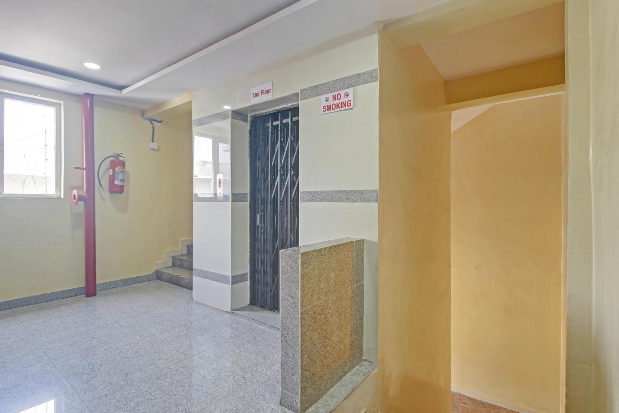 Super Hotel O Sri Sai Regency Hajdarabad Zewnętrze zdjęcie