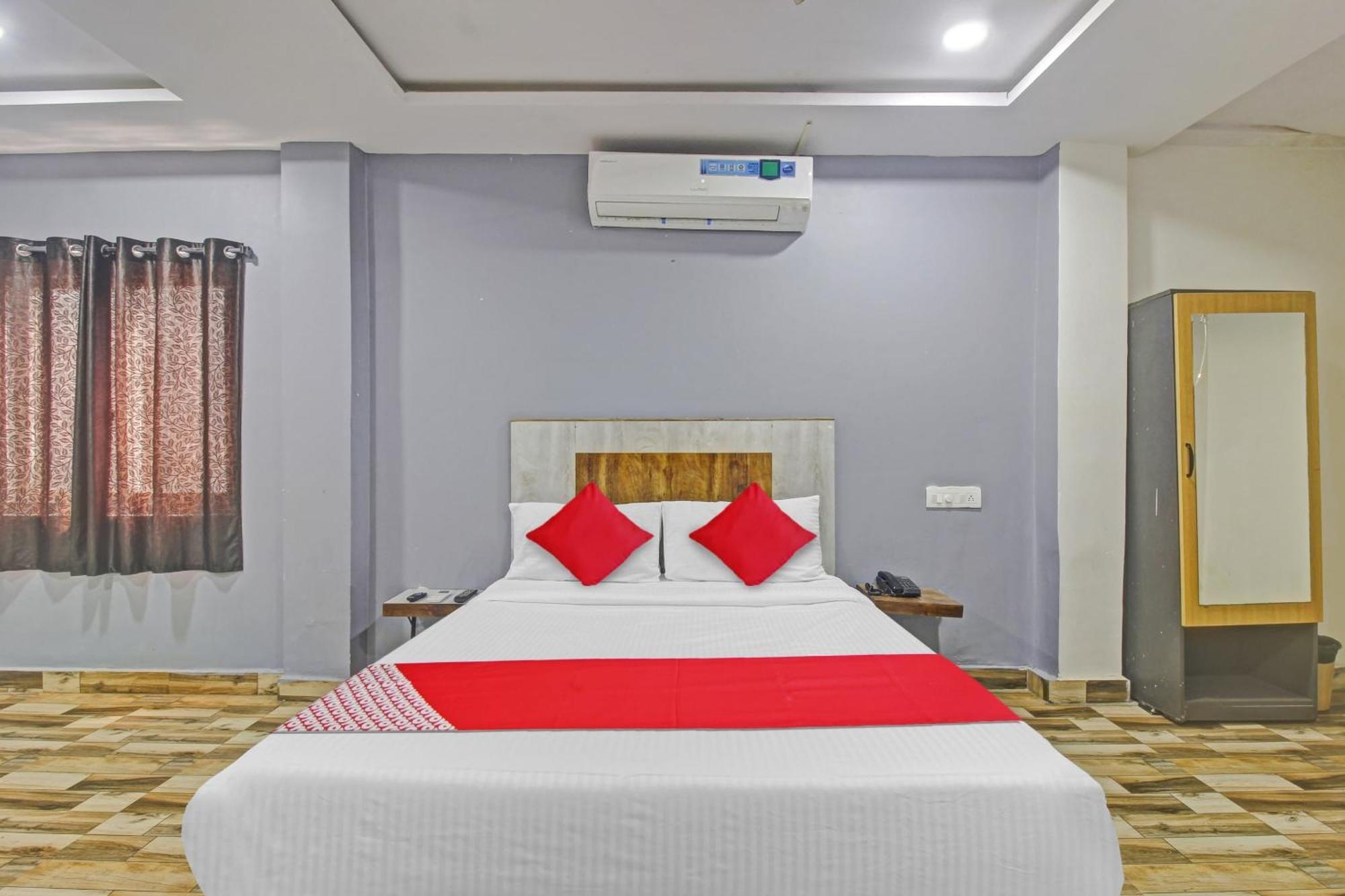 Super Hotel O Sri Sai Regency Hajdarabad Zewnętrze zdjęcie