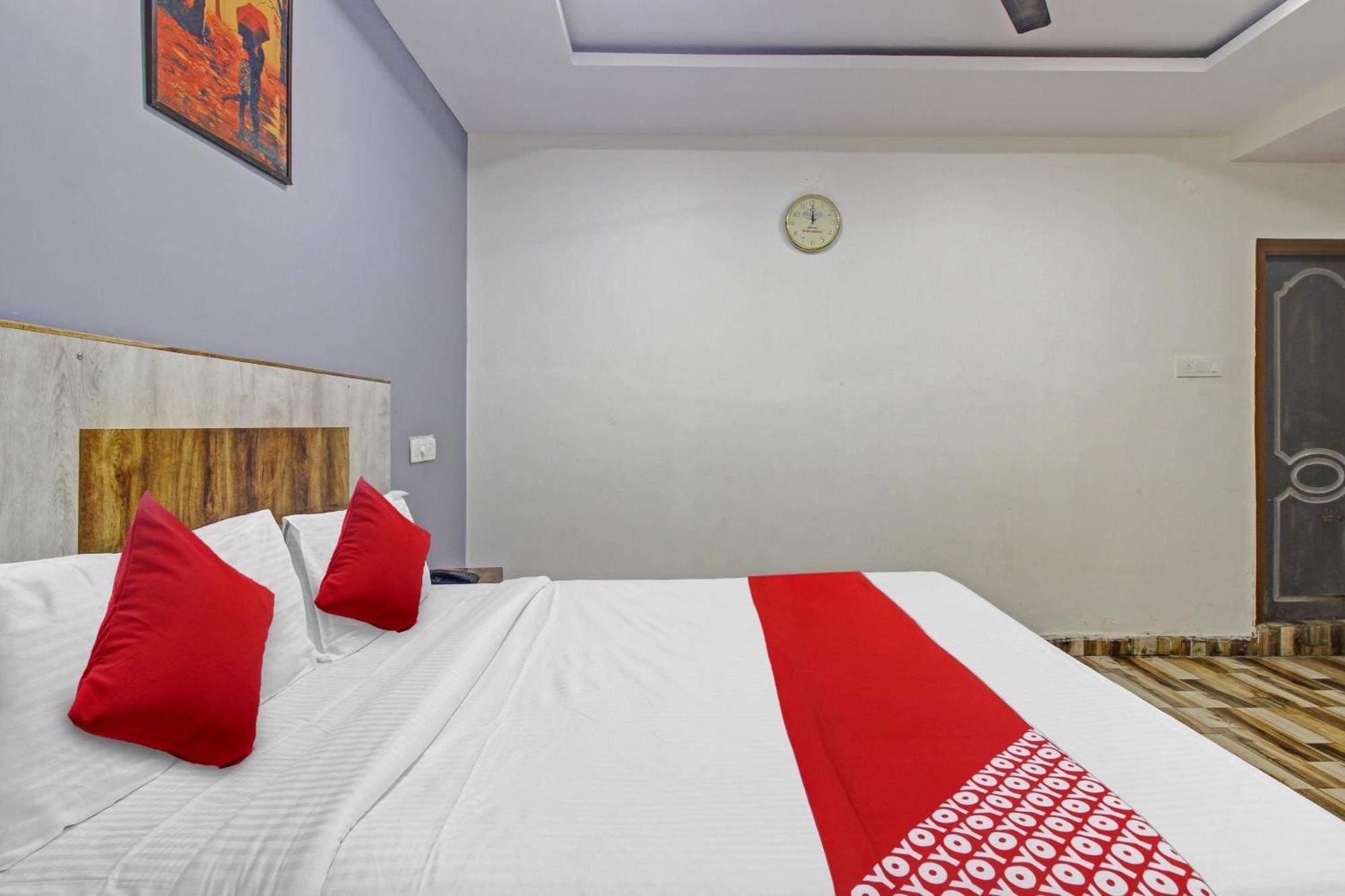 Super Hotel O Sri Sai Regency Hajdarabad Zewnętrze zdjęcie