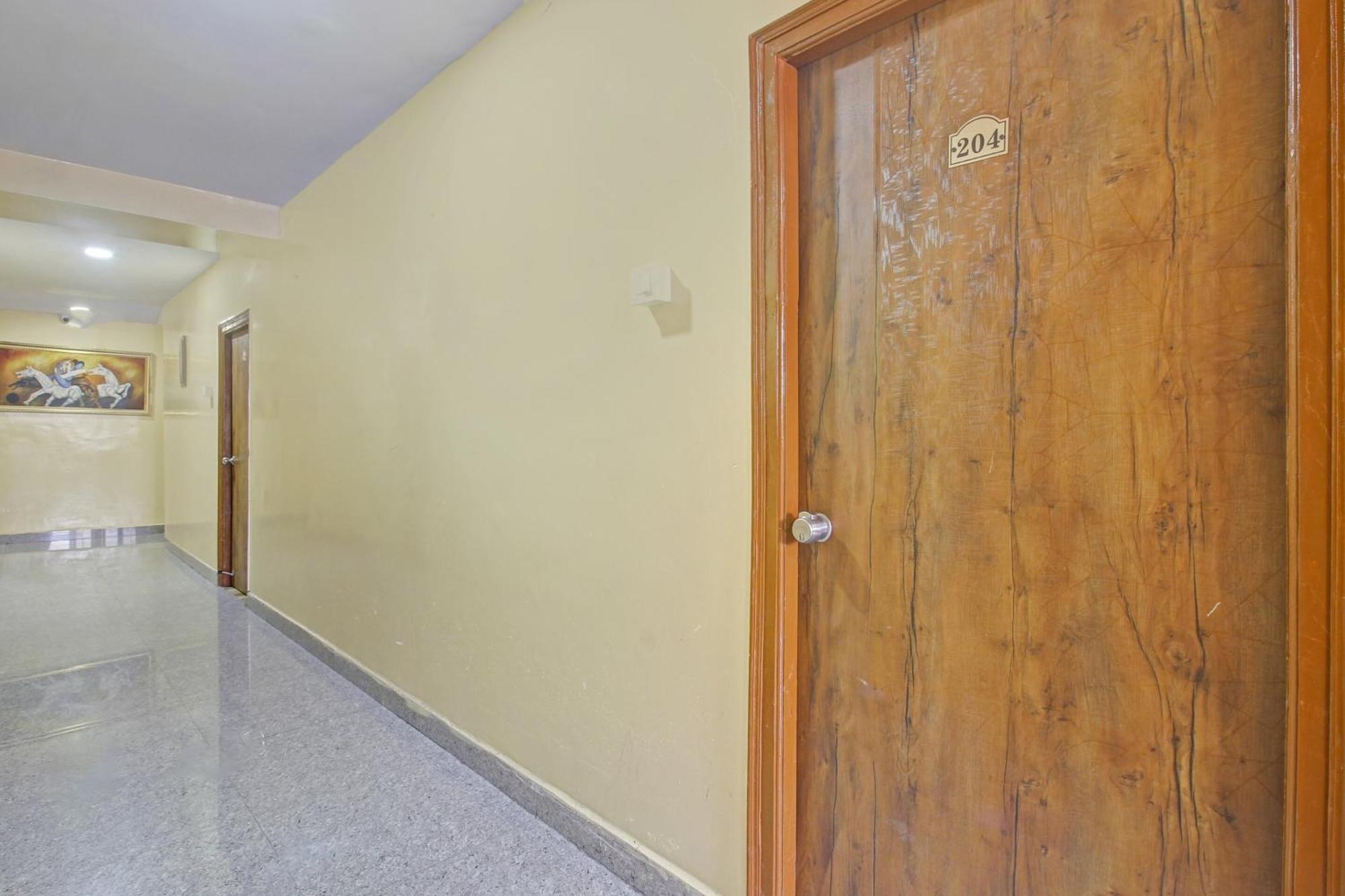 Super Hotel O Sri Sai Regency Hajdarabad Zewnętrze zdjęcie